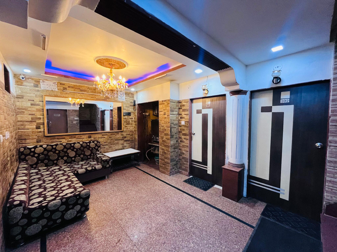 Public Area 2, Hotel Good Luck Residency, Mount Abu, Sirohi