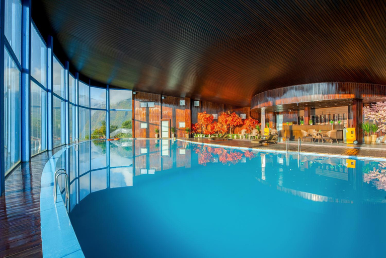 Sport & Beauty 3, Heaven Gate O Quy Ho Sapa-Free Entry & Himalaya Salt Sauna, Tam Đường
