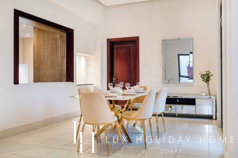 In-room dining 3, LUX The Burj Khalifa View Garden Suite, Dubai
