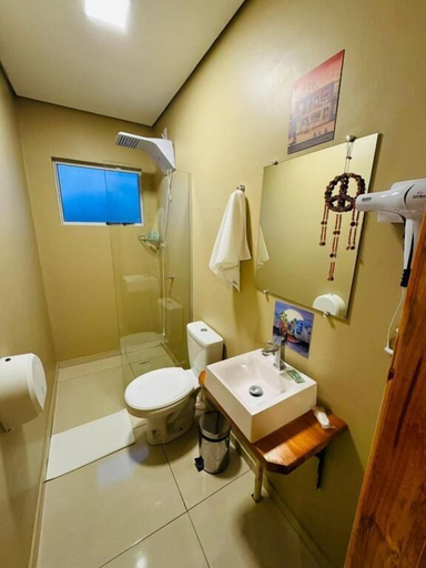 Bathroom 3, Hotel El Caminito, São Borja