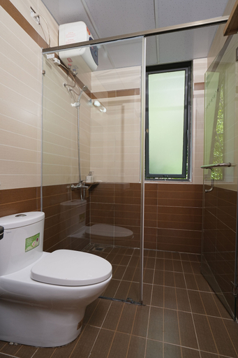 Bathroom 5, Backpackers, Cát Hải