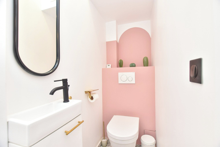 Others 4, Charming and Cosy Flat Next to the Eiffel Tower, Paris