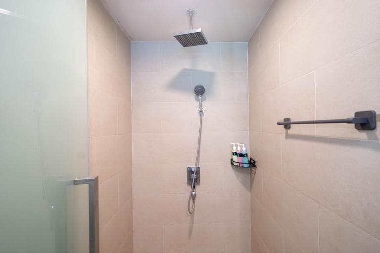 Bathroom 3, Spacious apartment with jacuzzi and ocean view, Phuket Island