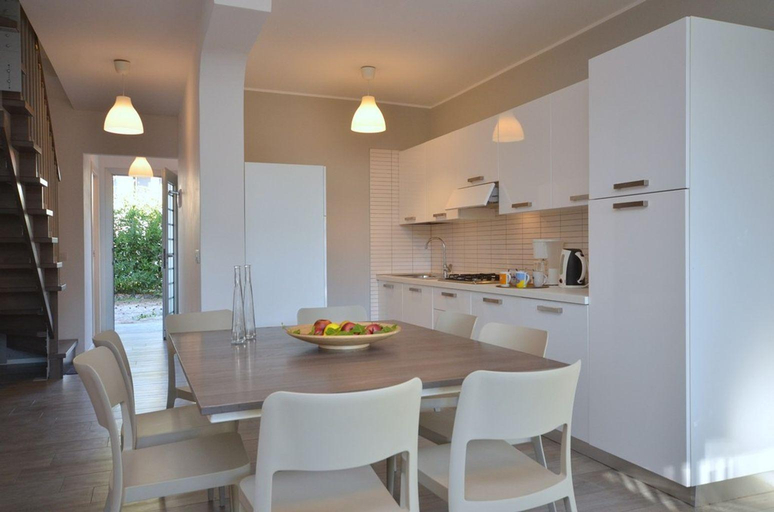 Kitchen, Spacious villa in Lignano, Udine