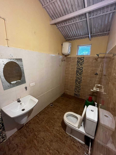 Bathroom 4, The Big Cat's Den - Maravakandy Resort, The Nilgiris