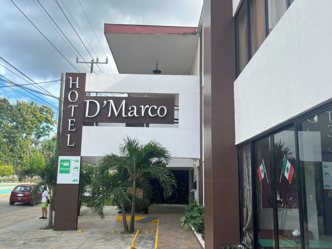 Front of property 3, Hotel D Marco Express, Palenque