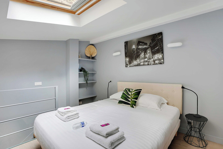 Bedroom 4, Spacious Apartment - 2br/6p - Montparnasse, Paris