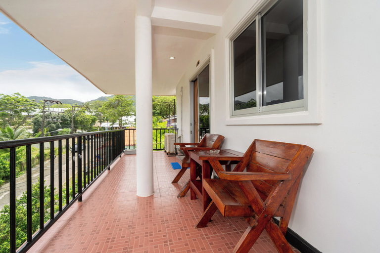 Terrace/patio 4, Oceanview Bungalows by EAT, Karon Beach, Phuket Island