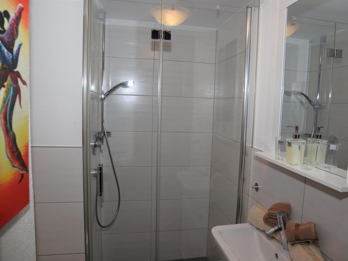 Bathroom 3, Apartment in Krimml near Waterfalls, Zell am See