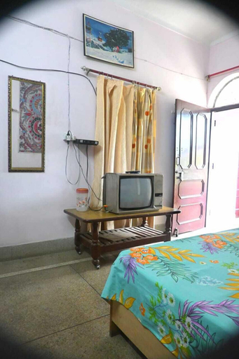 Room 4, Maa Ganga Haveli Haridwar Homestay, Hardwar