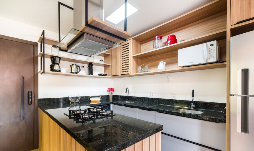 Private kitchen 4, Apartment With Barbecue 280m From Ert0210 Beach, Florianopolis