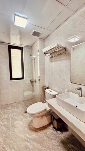 Bathroom 5, Swiss Hotel Cat Ba, Cát Hải