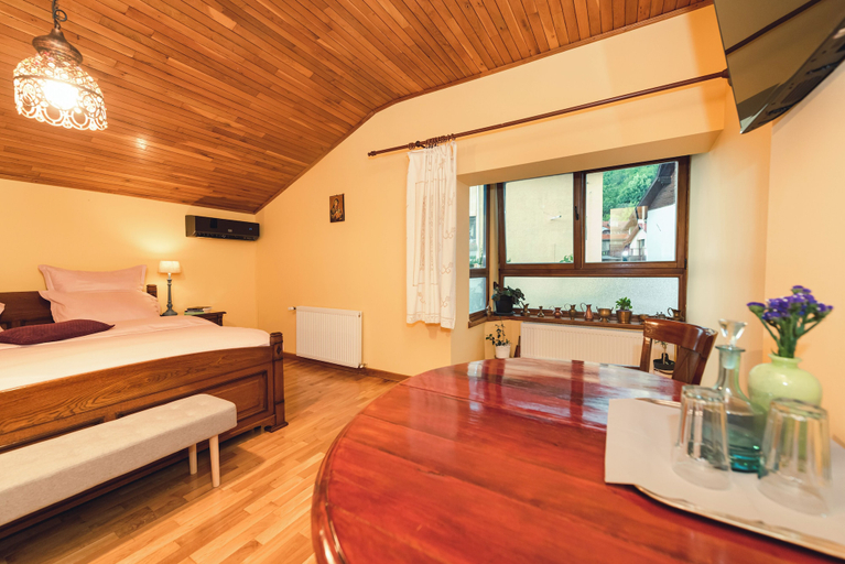 Room 4, SFIZIOSO BOUTIQUE STAY, Brasov