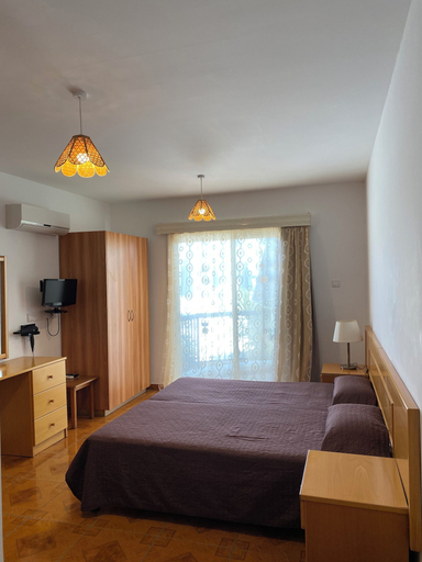 Room 2, Alexia Hotel Apartments