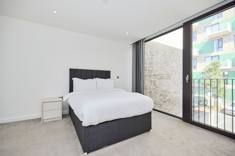 Room 5, The Greenwich Balcony Home, London