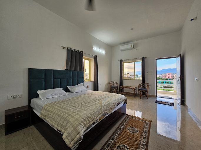 Room 5, Hotel YesWell, Dehradun