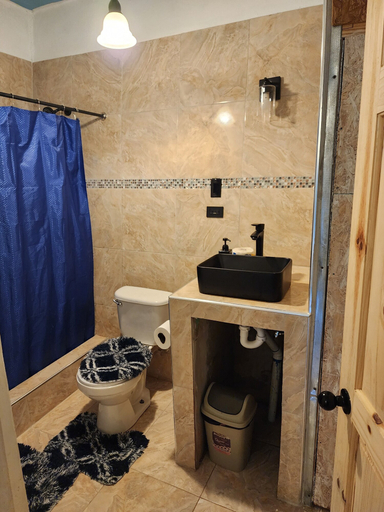 Bathroom 2, Cozy studio apartment with private parking