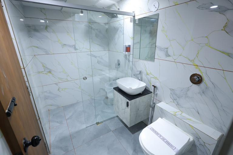 Bathroom 4, Hotel Heaven Blue, Rajkot