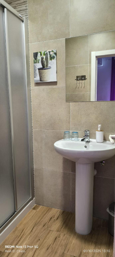 Bathroom 5, Hostal Hotel EL Chato, Ávila