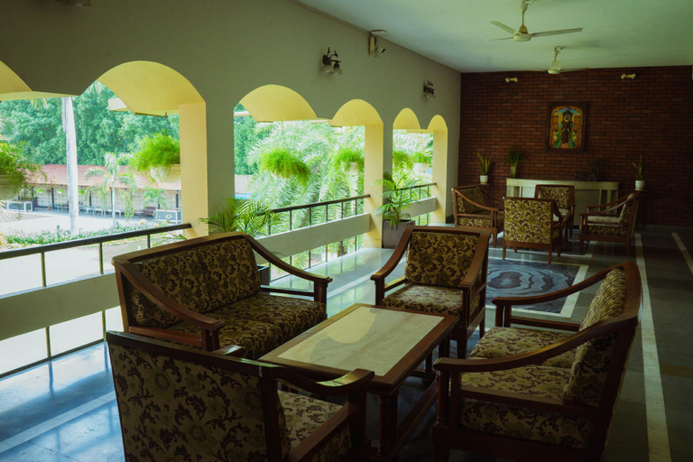 Food & Drinks 5, Hotel Yatrik, Kaushambi