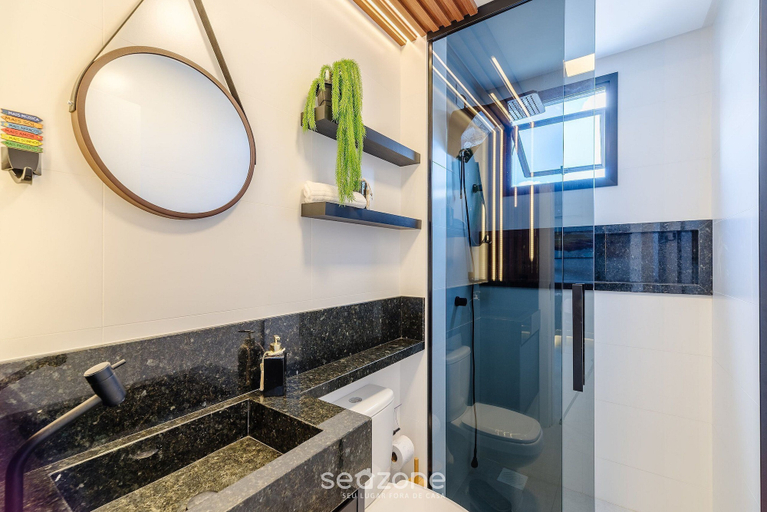 Bathroom 5, Apt Sea View 500m Beach Itapema Dsh1702, Itapema