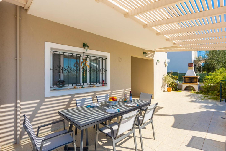 Others 5, Villa Erasmia, Ionian Islands