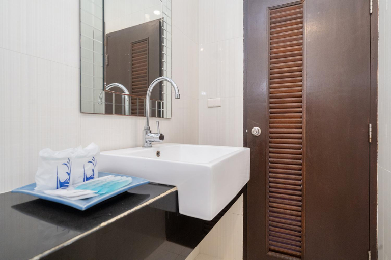 Bathroom 3, Kata Sea Boutique Hotel, Phuket Island