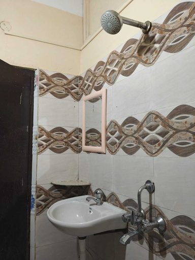 Bathroom 4, Shimray Minimalist Hostel, Kamrup Metropolitan