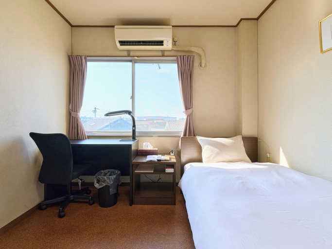 Room 4, Tabist Business Hotel Teramoto, Chita