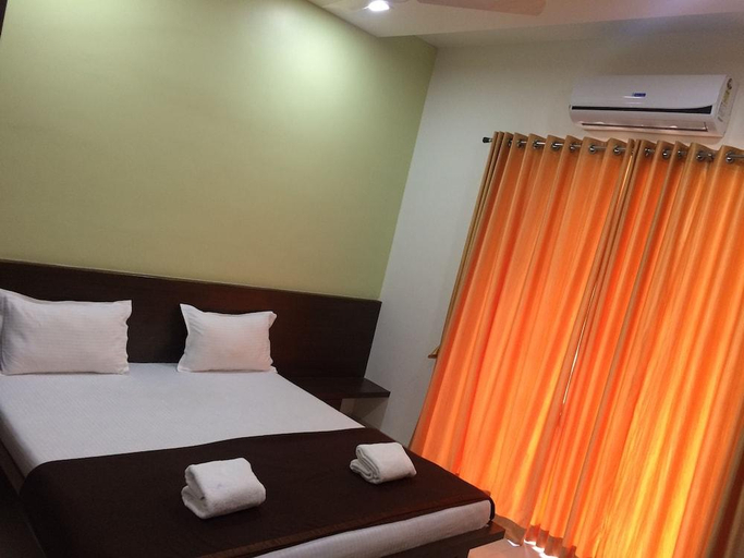 Bedroom 2, Hotel Shivas Inn, Nashik