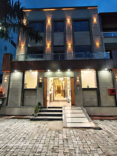 Front of property 2, Taj Belleza Vista By Trippizo, Agra