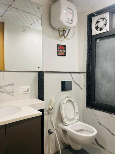 Bathroom, The Grand Anukampa Hotels & Luxury Suites, Jaipur