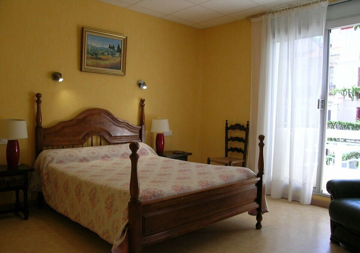 Bedroom 2, La PERGOLA, Pyrénées-Orientales