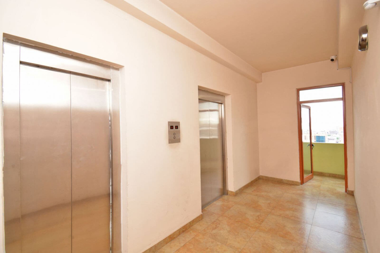 Elevator, Apartments by Luxe Group BU944, Yerevan