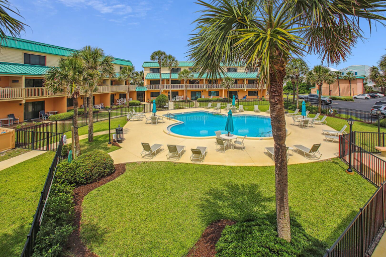 Pool 2, Ocean Bliss: 3BR Mod Haven, St. Aug, Saint Johns