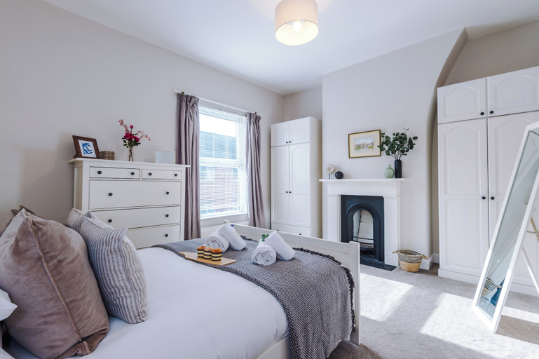 Room 2, 36 South View Road, Cheshire West and Chester