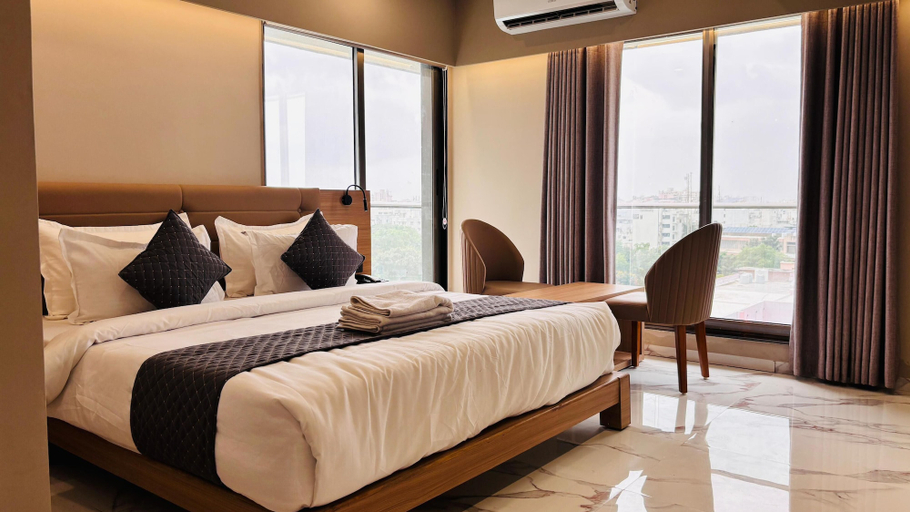 City view 4, Hotel Star wood, Rajkot