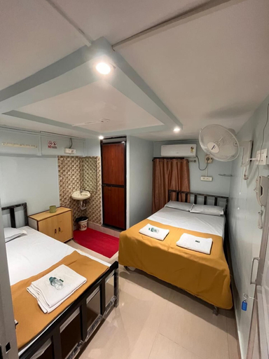 Room 3, Mama Lodging and Boarding, South Goa