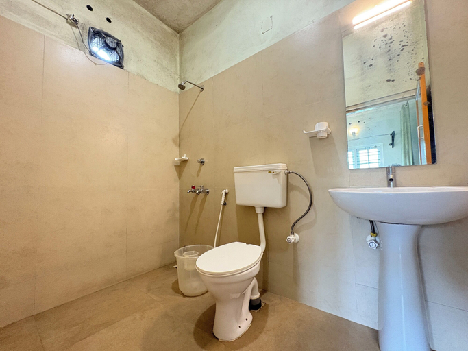 Bathroom, Silverline Regency with Mountain View, Idukki