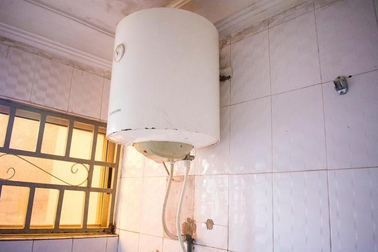 Bathroom 4, Jolac Hotel & Suites, Ifako/Ijaye