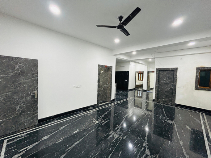 Lobby 3, Regency Villa, Gaya