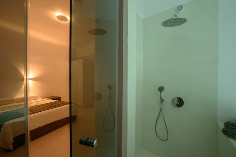 Bathroom 3, Albus Villas Court, South Aegean