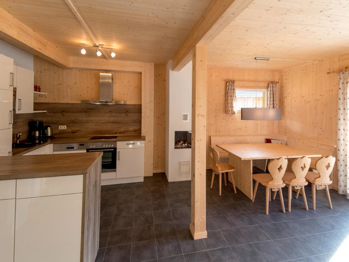 Others 5, Appealing chalet with sauna, Murau