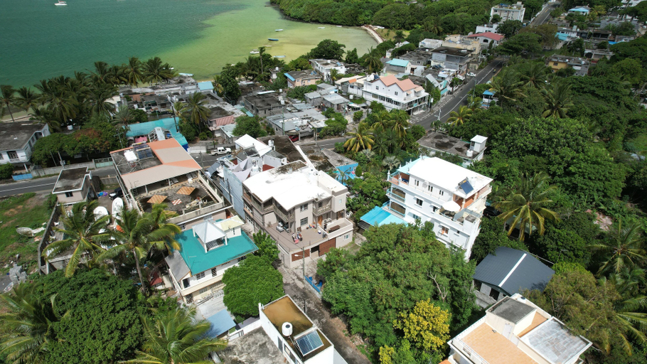 Front of property, Beau Soleil Apartments, Flacq