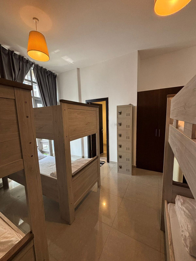 Land view from property 5, Lyo hostel Marina Whraf 1, Dubai