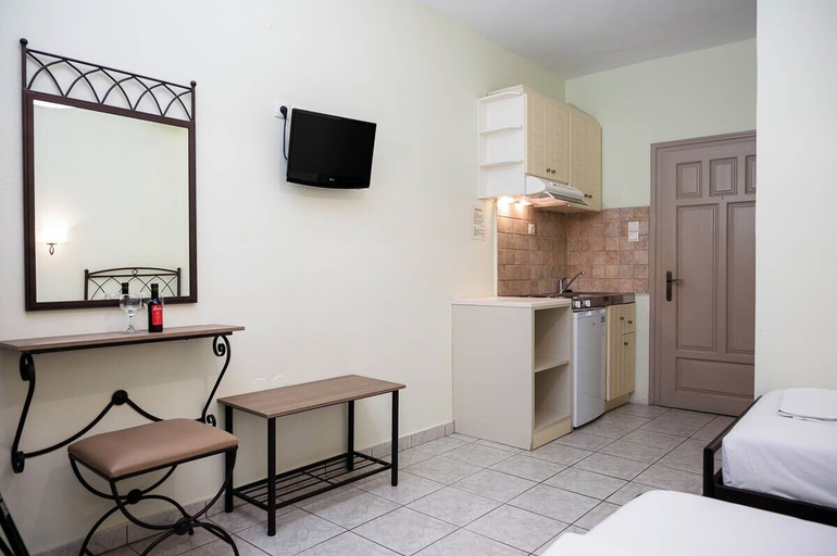 Bedroom 3, Konstantinos Hotel & Apartments 2, Ionian Islands