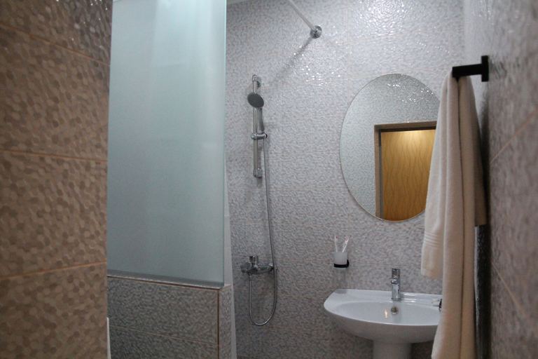 Room 5, JINJOTEL Boutique Hotel
