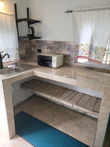 Private kitchen 3, Cozy studio apartment with private parking