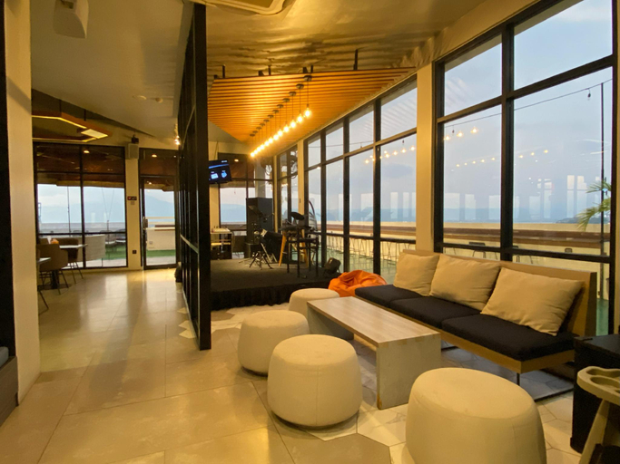 Bar/lounge 2, Swiss-Belhotel Ambon, Ambon
