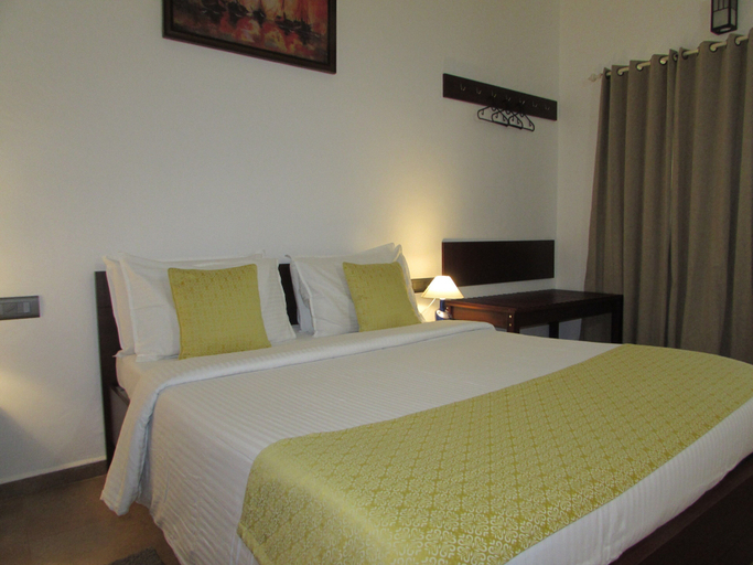 Room 4, Falcon Crest Resort, Idukki
